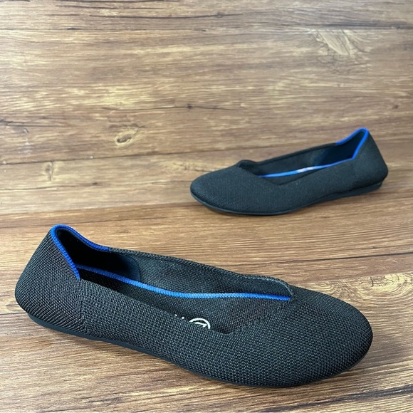 Rothy’s Black Slip-On Round Toe Flats Women’s Size 5.5 Shoes - Picture 10 of 10